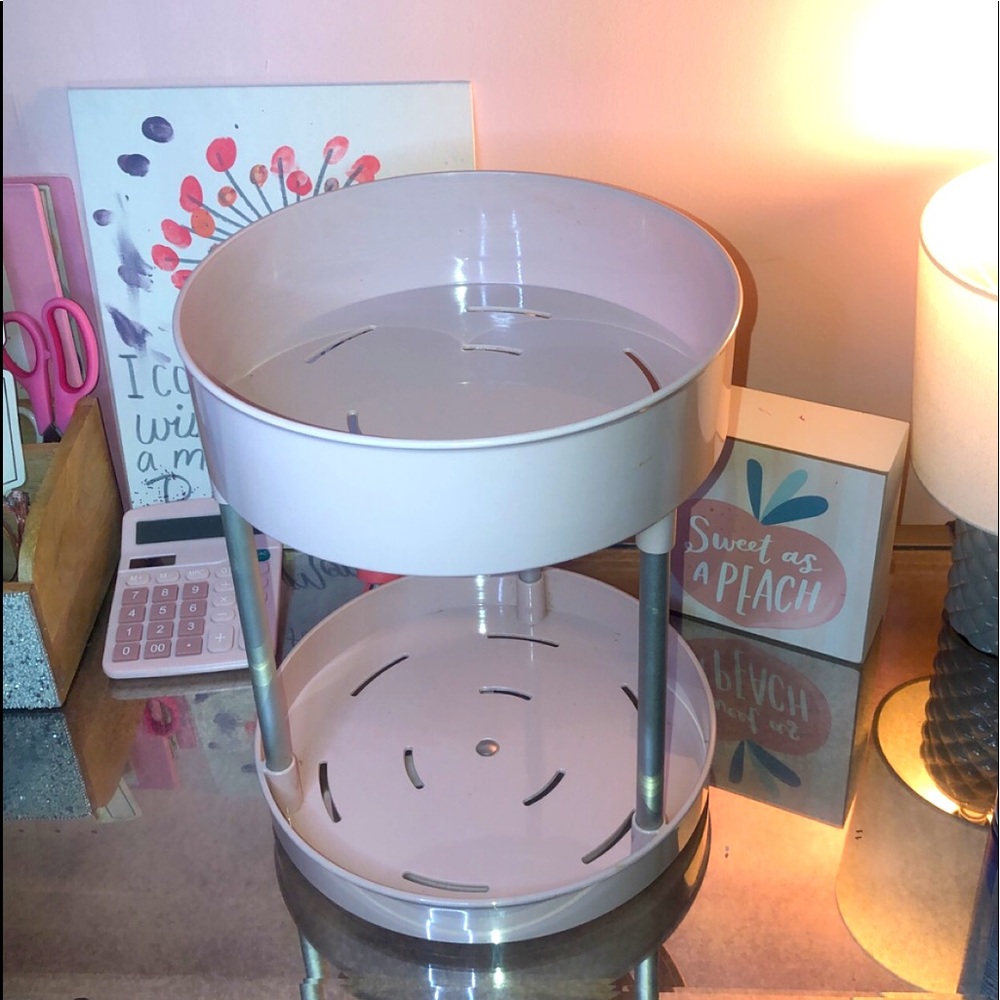 Lazy Susan vanity organization